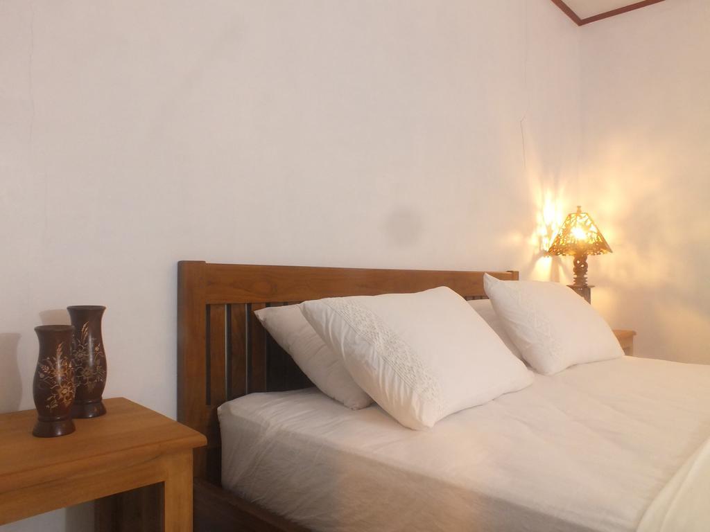 Karimunjannah House Ξενοδοχείο Karimunjawa Δωμάτιο φωτογραφία