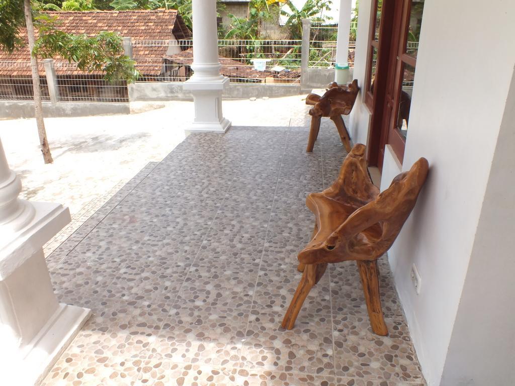 Karimunjannah House Ξενοδοχείο Karimunjawa Δωμάτιο φωτογραφία